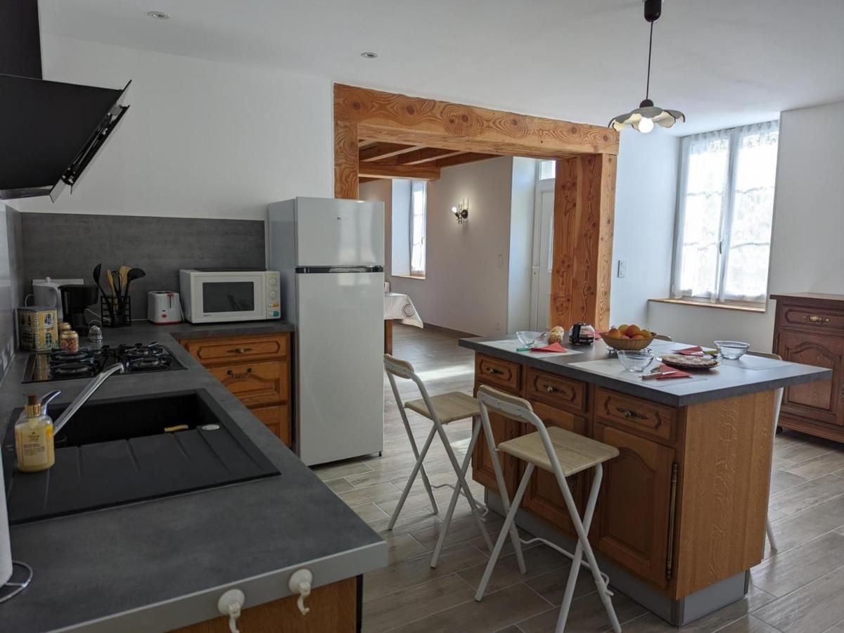 Maison Lumineuse Avec Cour Privative, Proche Sites Culturels, Tout Confort, Equipe Bebe, Wifi Inclus - Fr-1-653-98 Puyreaux Екстер'єр фото