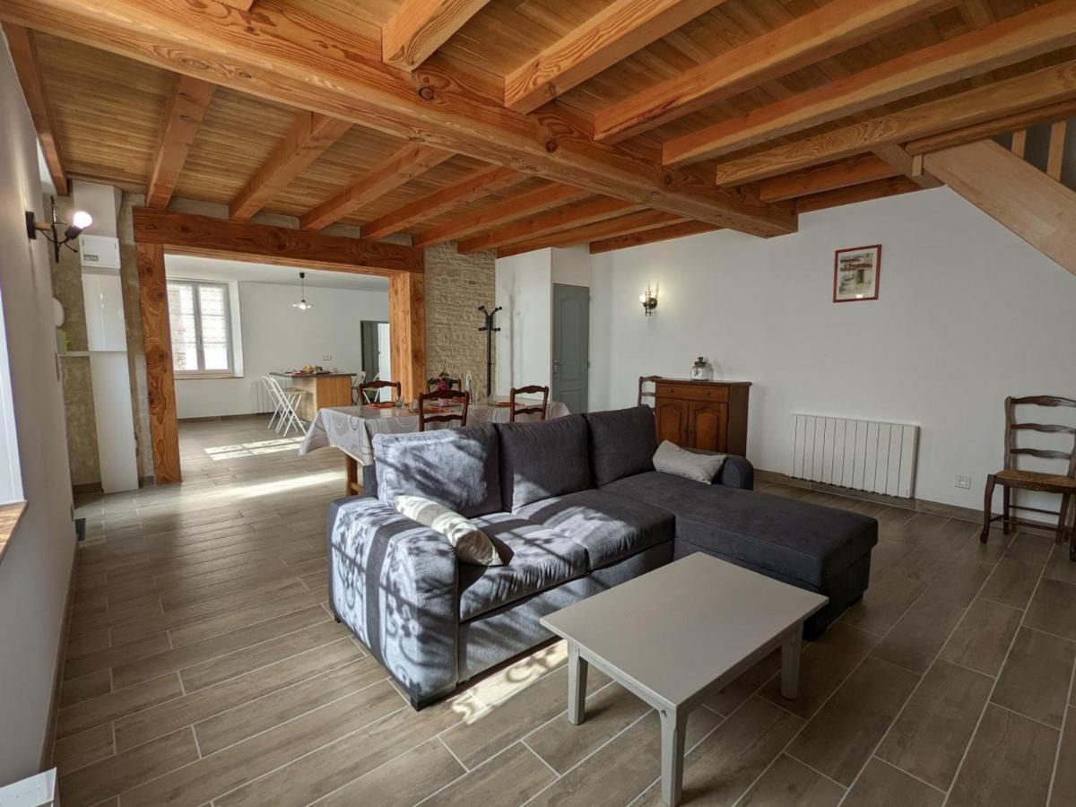 Maison Lumineuse Avec Cour Privative, Proche Sites Culturels, Tout Confort, Equipe Bebe, Wifi Inclus - Fr-1-653-98 Puyreaux Екстер'єр фото
