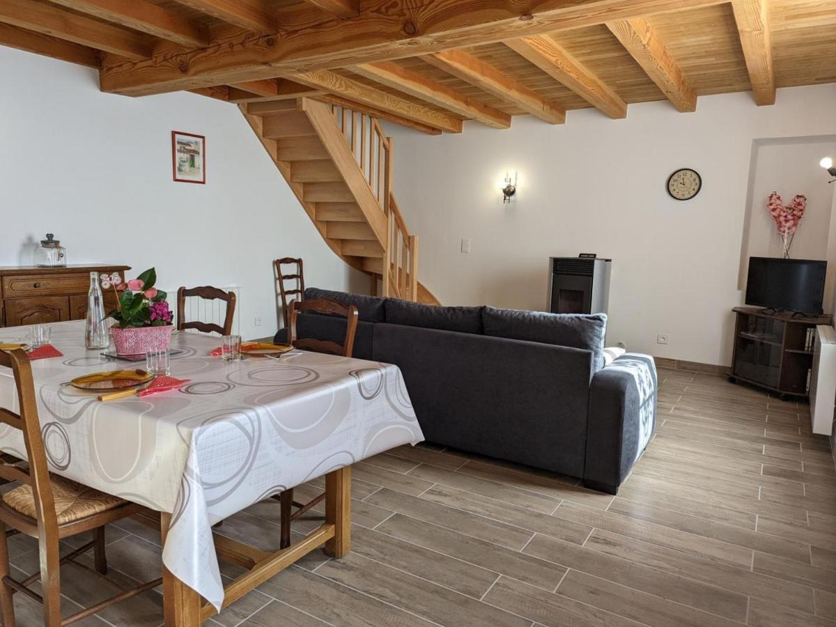 Maison Lumineuse Avec Cour Privative, Proche Sites Culturels, Tout Confort, Equipe Bebe, Wifi Inclus - Fr-1-653-98 Puyreaux Екстер'єр фото